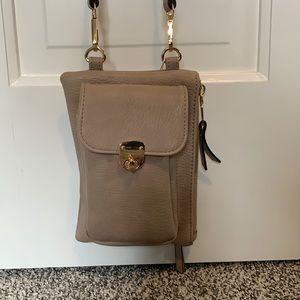 Tan crossbody purse
